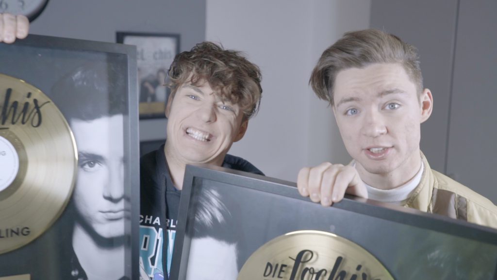 Die Lochis What Is Life Box